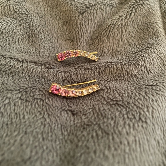 Kate Spade New York pink/gold crawler earrings.